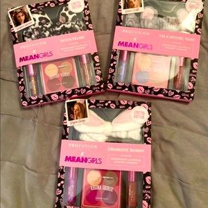 Mean girls perfusion make up sets